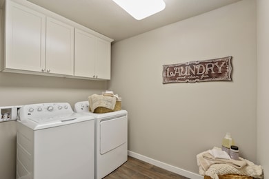Stoneridge Encore - Laundry Room