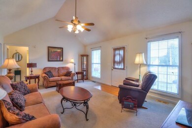 409 Meadowlark Dr, Shelbyville, TN 37160 - photo 2