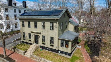 24 Tyng St, Newburyport, MA 01950 - photo 2