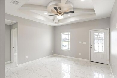 220 Spanish Oak Dr, Alamo, TX 78516 - photo 3