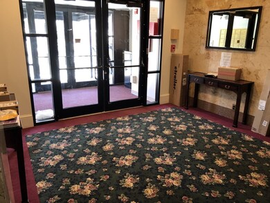 636 Beacon St unit 402, Boston, MA 02215 - photo 2