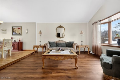 6379 Cary Rd, North Ridgeville, OH 44039 - photo 4