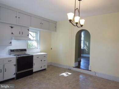 111 Maple Ave, Dublin, PA 18917 - photo 6