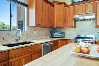 14-Kitchen