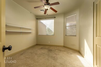 318 W Clover Ln-J Houston (9 of 36)