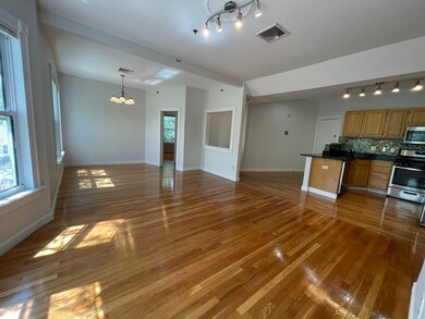 33 Summer St unit 4, Somerville, MA 02143 - photo 2