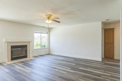 859 Sandra St, Los Banos, CA 93635 - photo 4