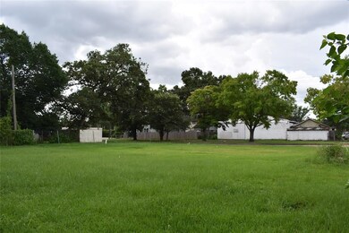 1404 Tabor St, Houston, TX 77009 - photo 2