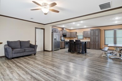 5606 Claude Viator Rd-6