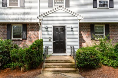 15 Meadowbrook Ln unit 4, South Easton, MA 02375 - photo 2