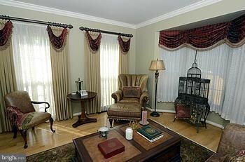 1318 Compton Ct, Sykesville, MD 21784 - photo 4