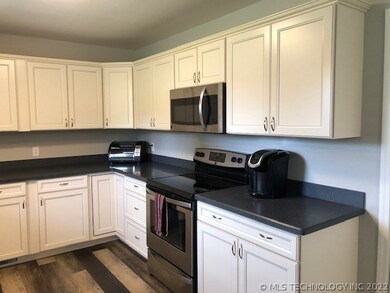 1206 E Reynolds Rd, McAlester, OK 74501 - photo 7