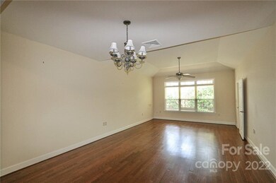 912 Davie Ave unit C, Statesville, NC 28677 - photo 6