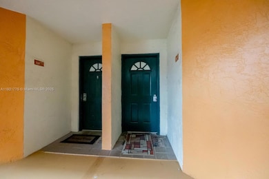 6276 NW 186th St unit 112, Hialeah, FL 33015 - photo 2