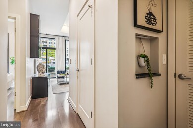 Octave 1320 unit 104, Silver Spring, MD 20910 - photo 2