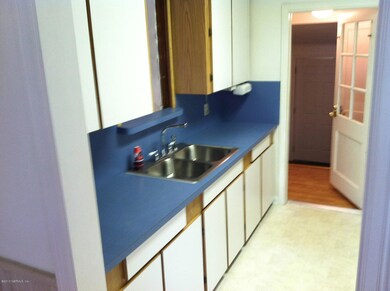 4819 Sefa Cir N, Jacksonville, FL 32210 - photo 3