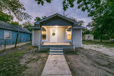 502 E Decatur St, Ennis, TX 75119 - photo 2