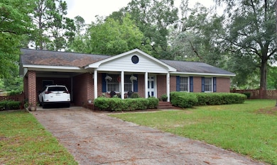 303 E Price St, Sylvester, GA 31791 - photo 2