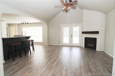 703 SW 19th St, Wagoner, OK 74467 - photo 5