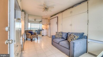 108 S Montpelier Ave unit 305, Atlantic City, NJ 08401 - photo 6