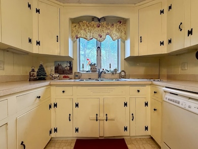 26 Dean St, Norton, MA 02766 - photo 2