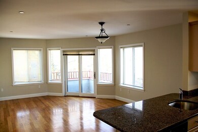 1522 Vfw Pkwy unit 201, West Roxbury, MA 02132 - photo 5