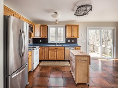 32 Daffodil Ct unit 32, South Grafton, MA 01560 - photo 6