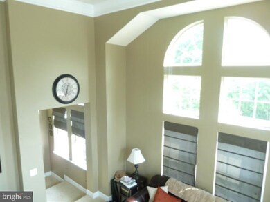 19453 Dover Cliffs Cir, Germantown, MD 20874 - photo 2