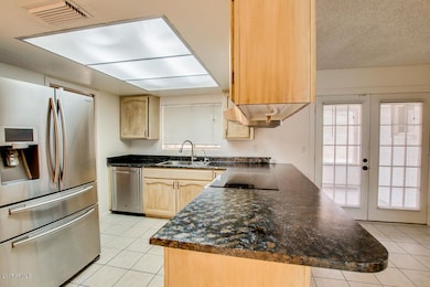 Kitchen 3