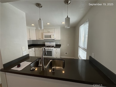 34021 Granada Dr unit B, Dana Point, CA 92629 - photo 3