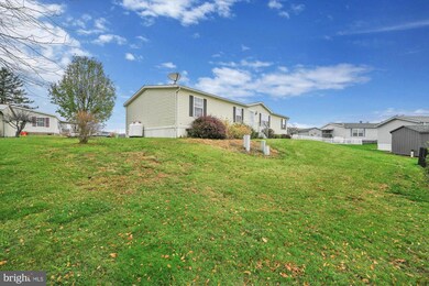 132 Ritz Ave, Reading, PA 19606 - photo 2