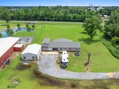 103 Houssiere Ln, Jennings, LA 70546 - photo 2