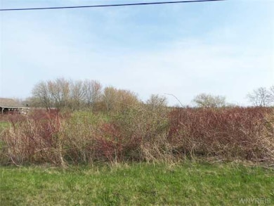 14804 Lakeshore Rd, Kent, NY 14477 - photo 2