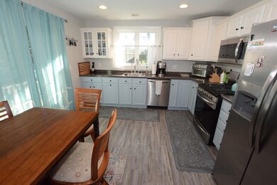 43 Sumner St, Quincy, MA 02169 - photo 6