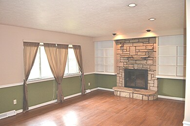 5426 Vinewood Ct, Columbus, OH 43229 - photo 4