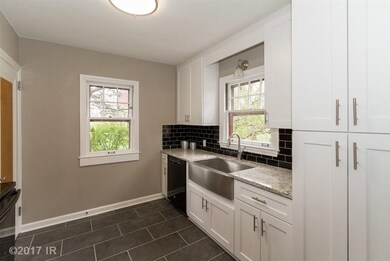 1602 37th St, Des Moines, IA 50310 - photo 7