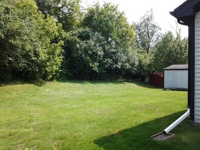 1906 Scott Cir, Carpentersville, IL 60110 - photo 4