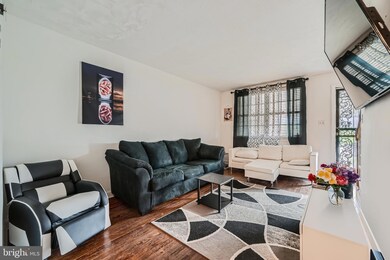 1008 Ellicott Dr, Baltimore, MD 21216 - photo 5