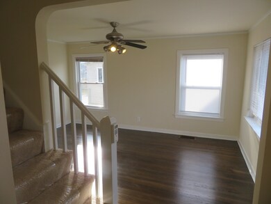 535 Orchard Ct, Des Plaines, IL 60016 - photo 3