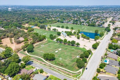 7929 Green Valley Dr, North Richland Hills, TX 76182 - photo 7
