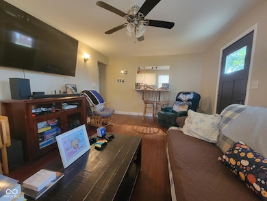 2213 Chandler Ln, Columbus, IN 47203 - photo 4