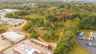 1112 New Highway 52 E, Westmoreland, TN 37186 - photo 5