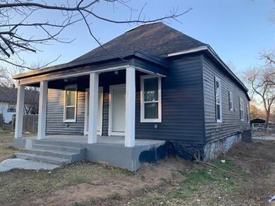 821 W Day St unit 821, Denison, TX 75020 - photo 2