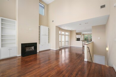 2411 Driscoll St, Houston, TX 77019 - photo 4