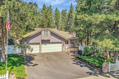 Three Car Garage