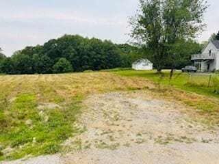 Hammerhead entrance to Lot B