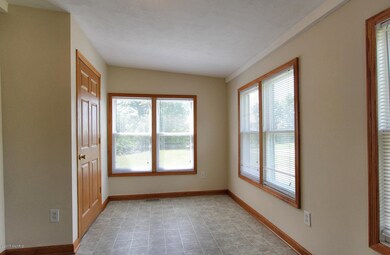 3563 7th St Wayland MI 49348-large-005-8