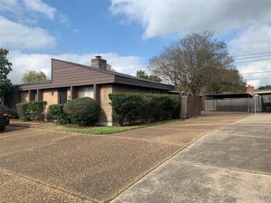 8310 Beechnut St, Houston, TX 77036 - photo 3