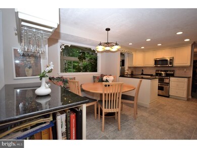 105 Woodthrush Trail W, Medford, NJ 08055 - photo 4