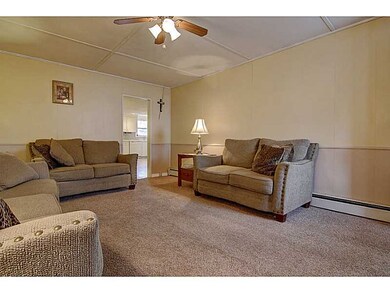 95 Thomas St, Woonsocket, RI 02895 - photo 6